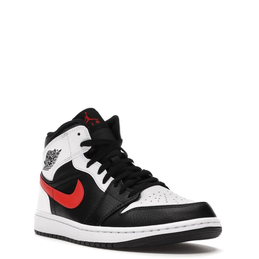 Air Jordan 1 Mid ‘Chile Red’